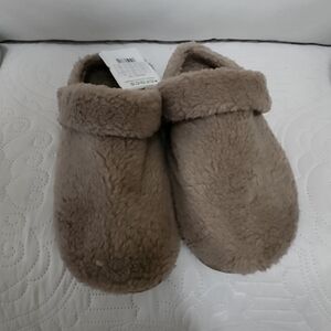 CROCS Women's Cozy Brown Slippers